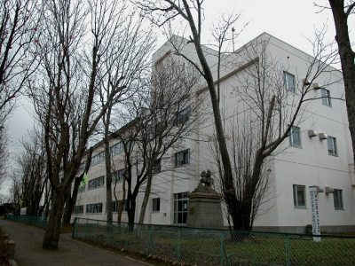 旧東栄小学校