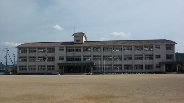 鶴居小学校グランド