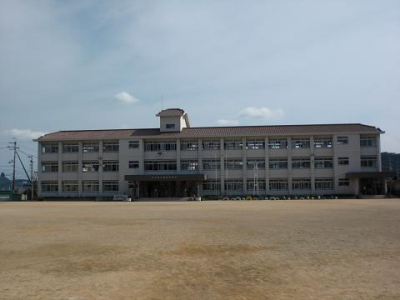 鶴居小学校グランド